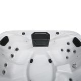 hot-tub-tahoe-4