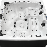 hot-tub-bo-01-1