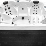 hot-tub-caspian-sea-1