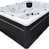 hot-tub-santorini-1
