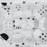 hot-tub-santorini-2
